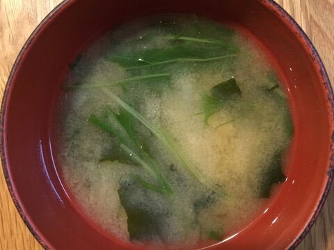冬野菜、大根と水菜のお味噌汁